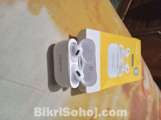 Realme Bluetooth headphone